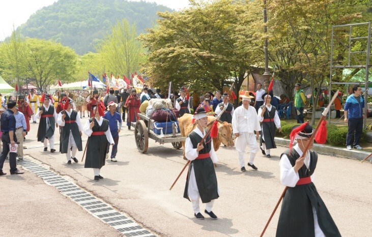 용평 용문산 산나물축제